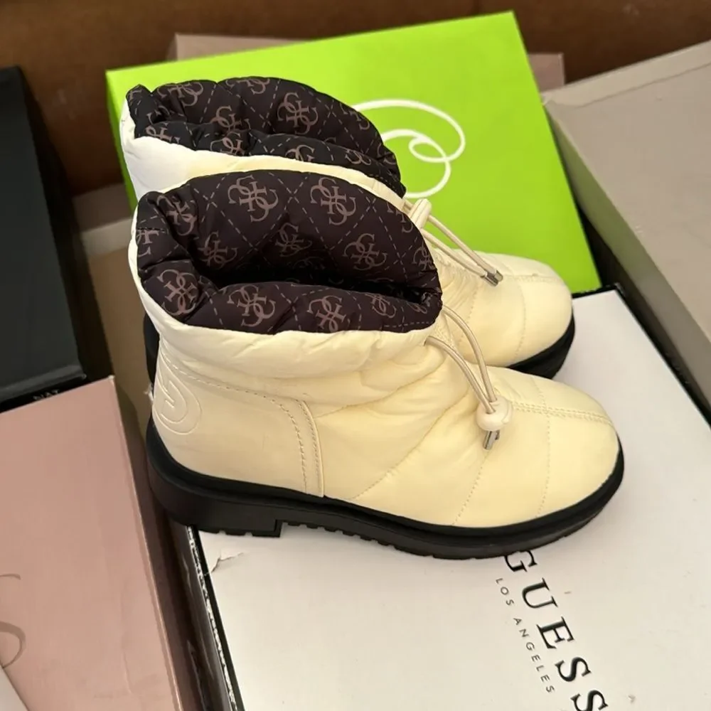 GUESS Leeda Padded Ankle Boot Ivory - Picture 5 of 6